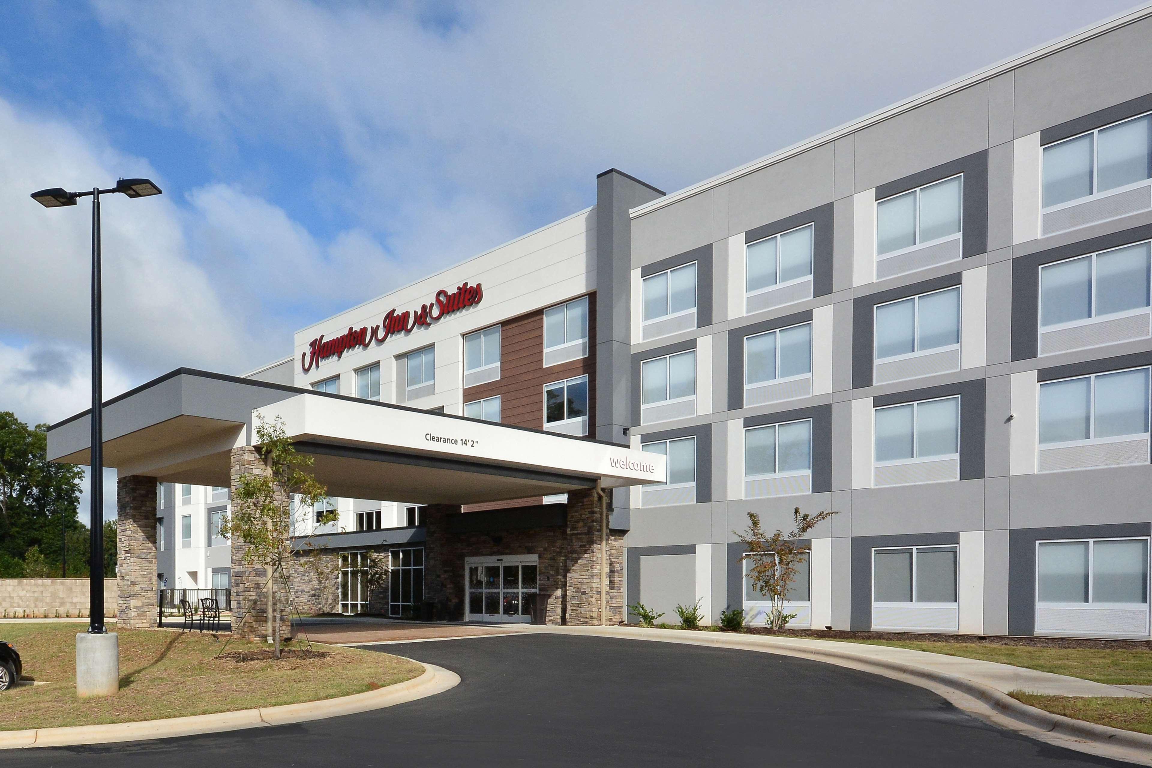 Hampton Inn&Suites Charlotte Northlake Exterior foto